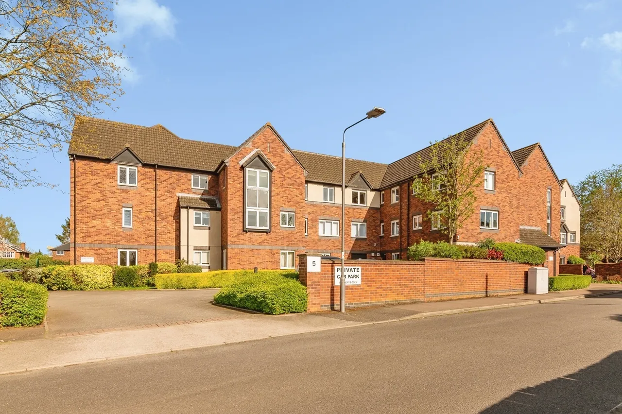Brielen Court, Radcliffe-on-Trent, NG12, photo 13