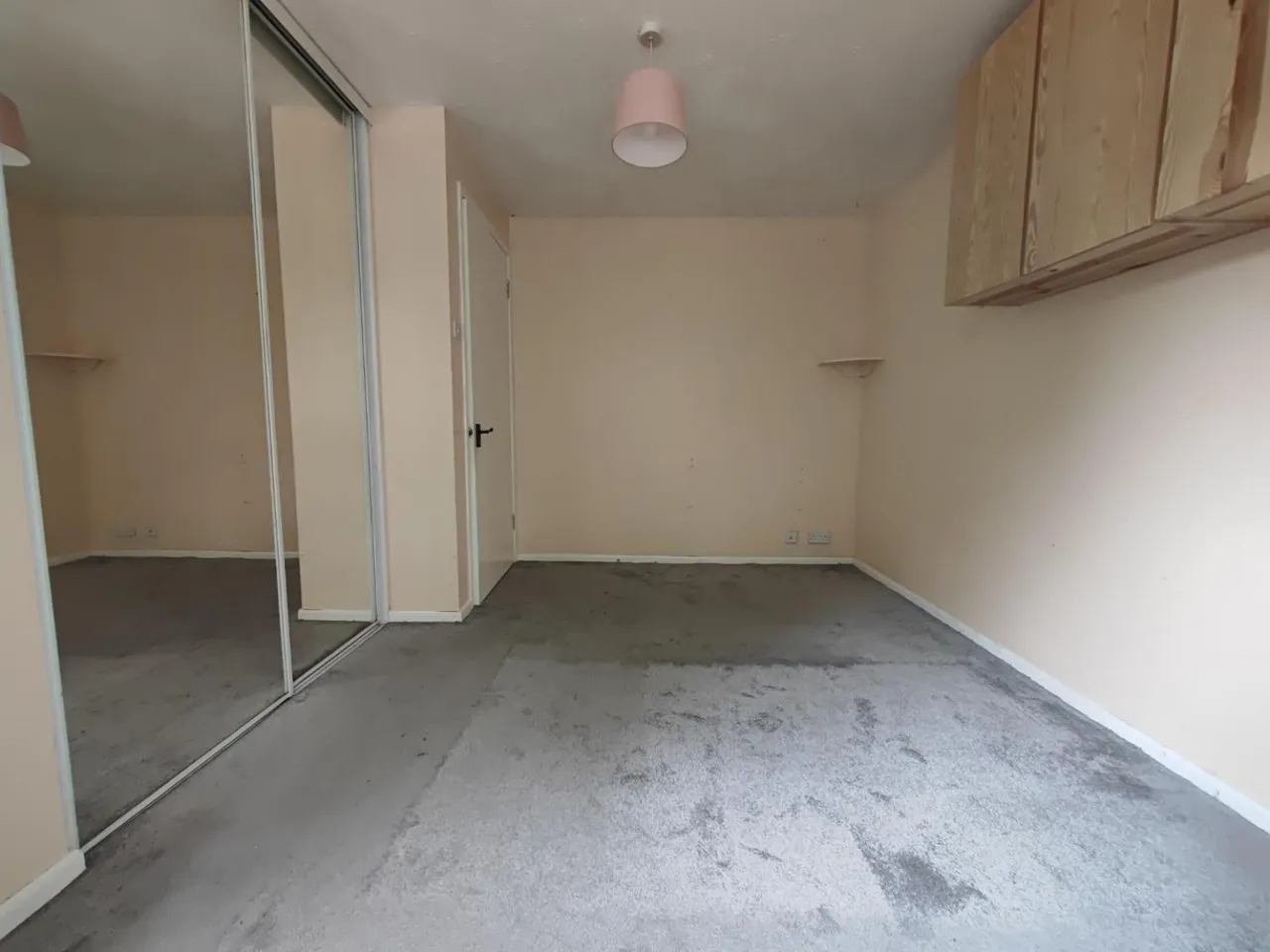 Portia Grove, Warfield, RG42, photo 7