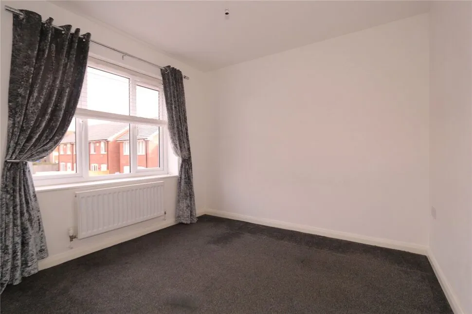 Hillside Close, Hyde, SK14, photo 10
