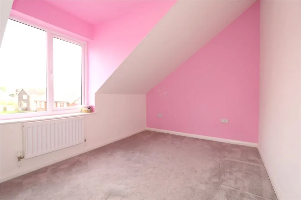 Hillside Close, Hyde, SK14, photo 9