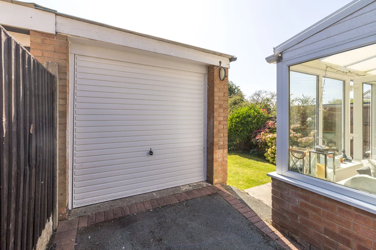 Robin Hill Drive, Standish, WN6, photo 16