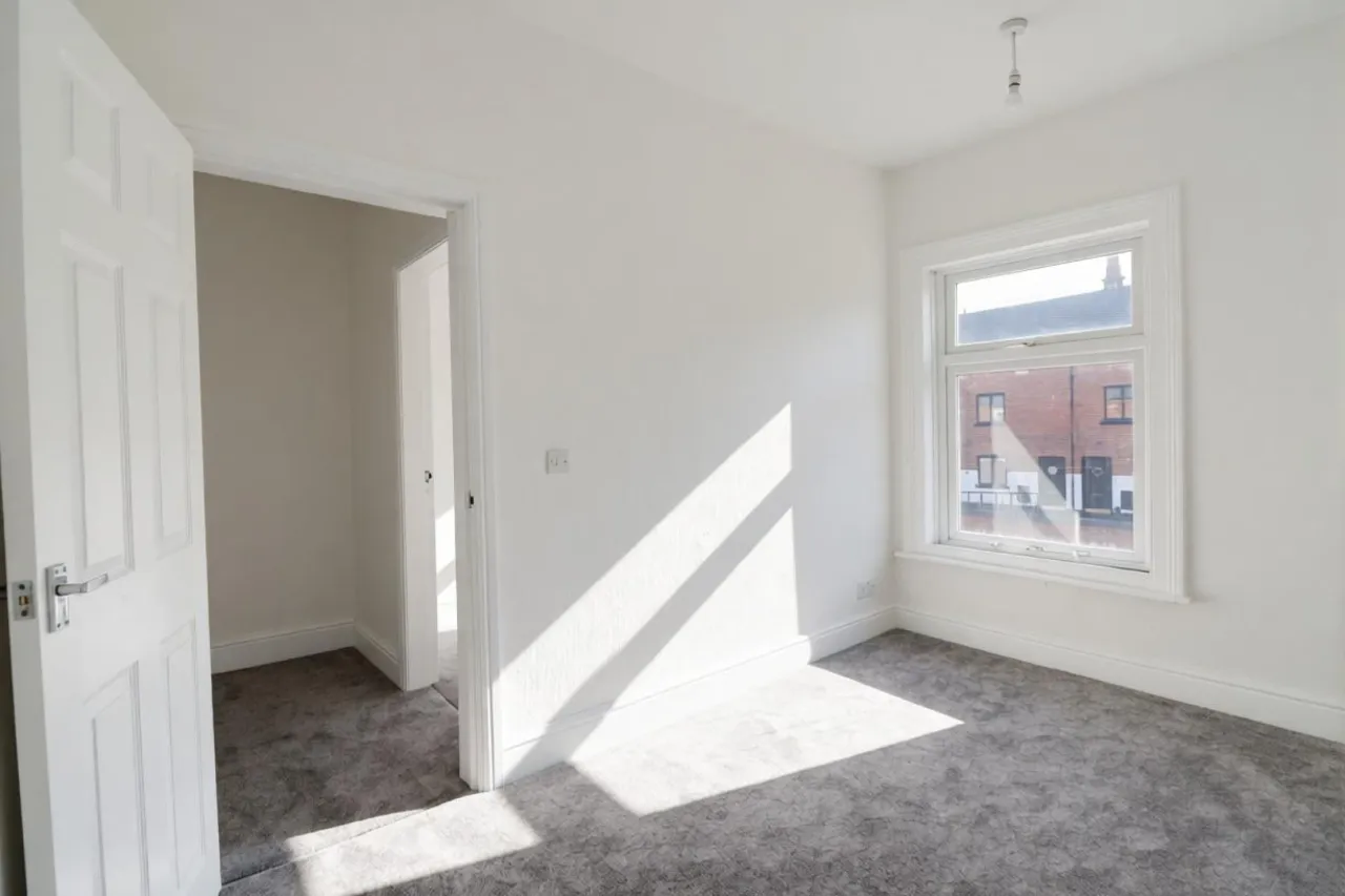 Derrington Avenue, Crewe, photo 13