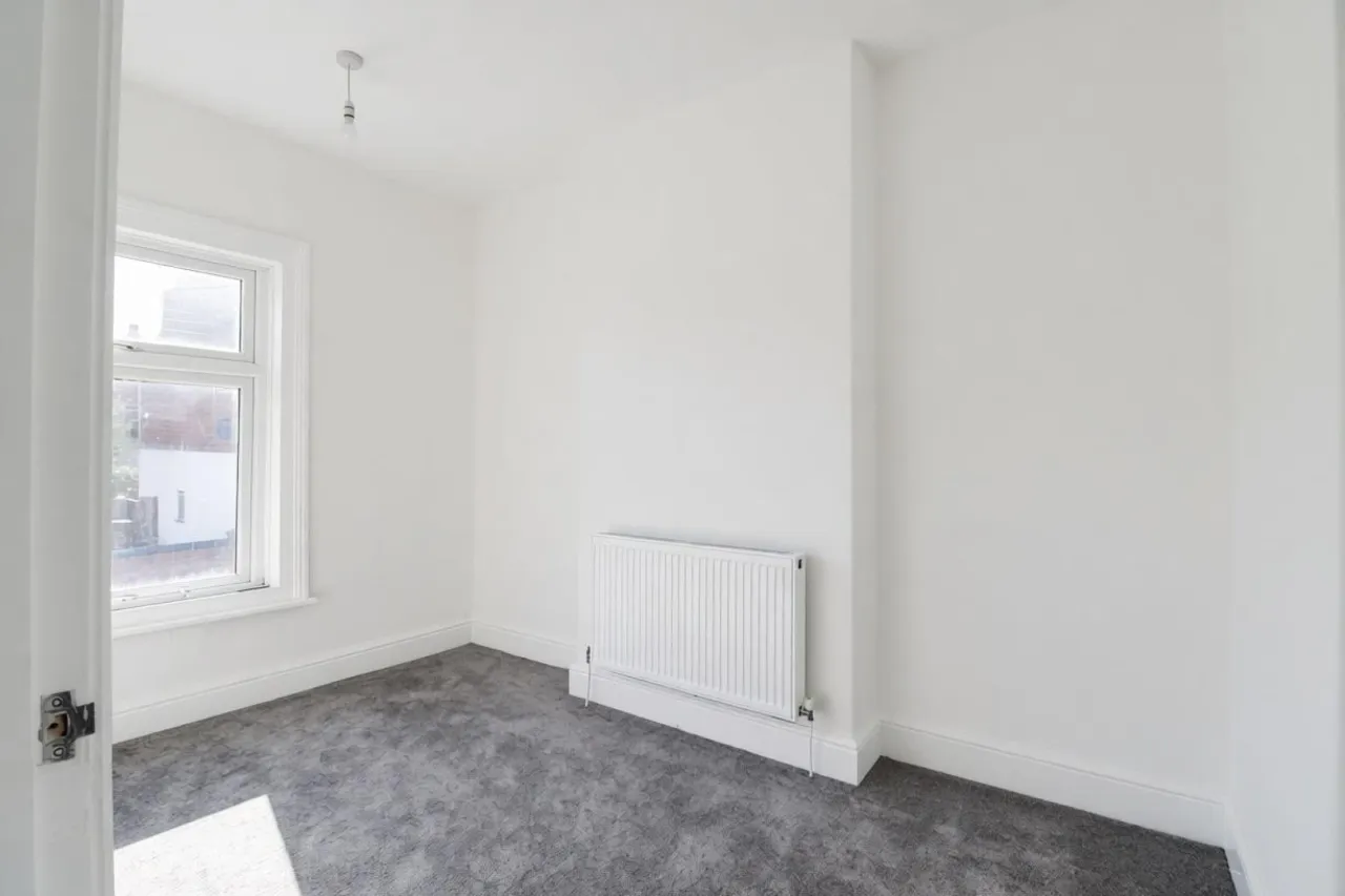 Derrington Avenue, Crewe, photo 12
