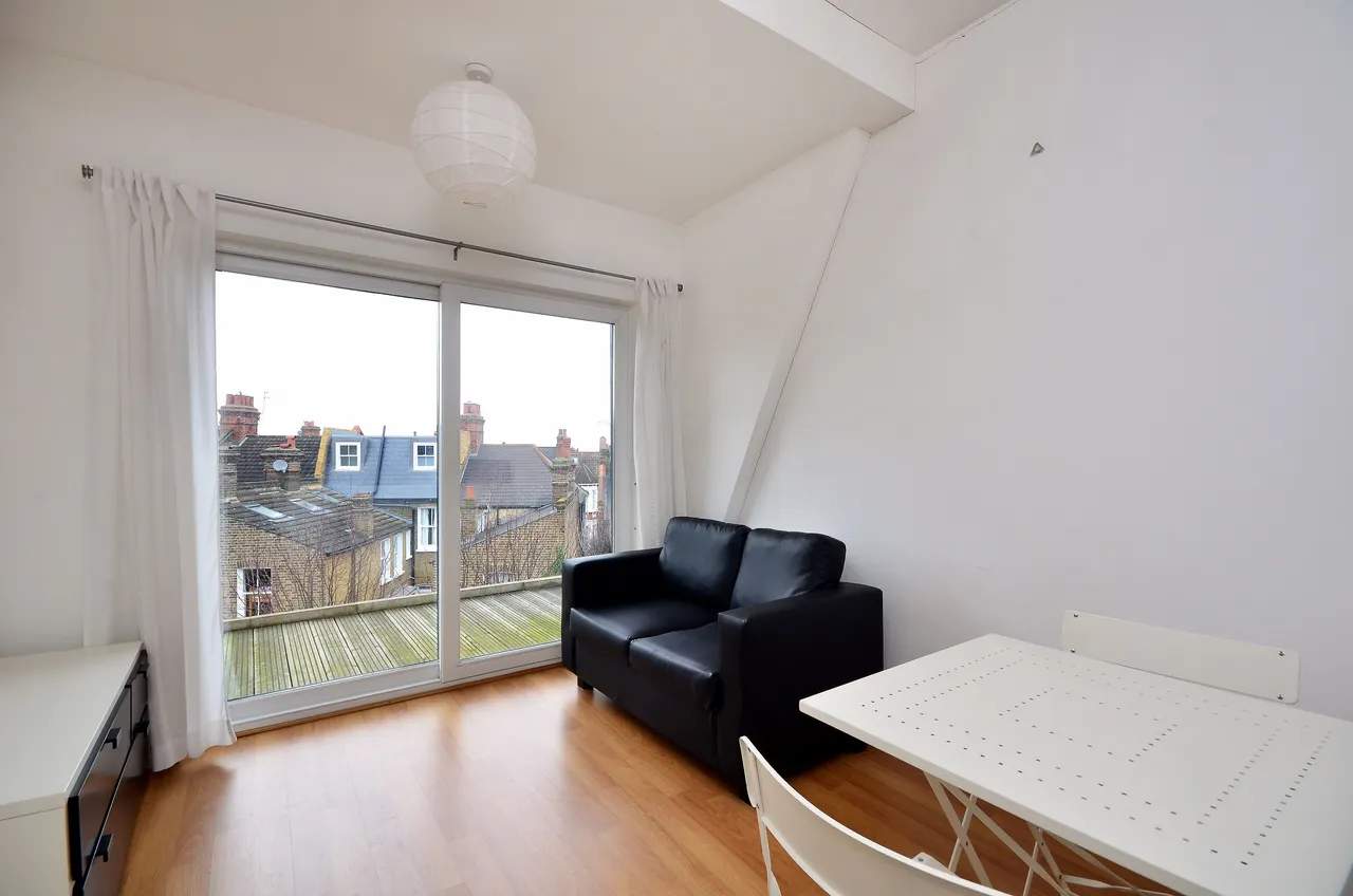 6b Leopold Road, London, photo 9