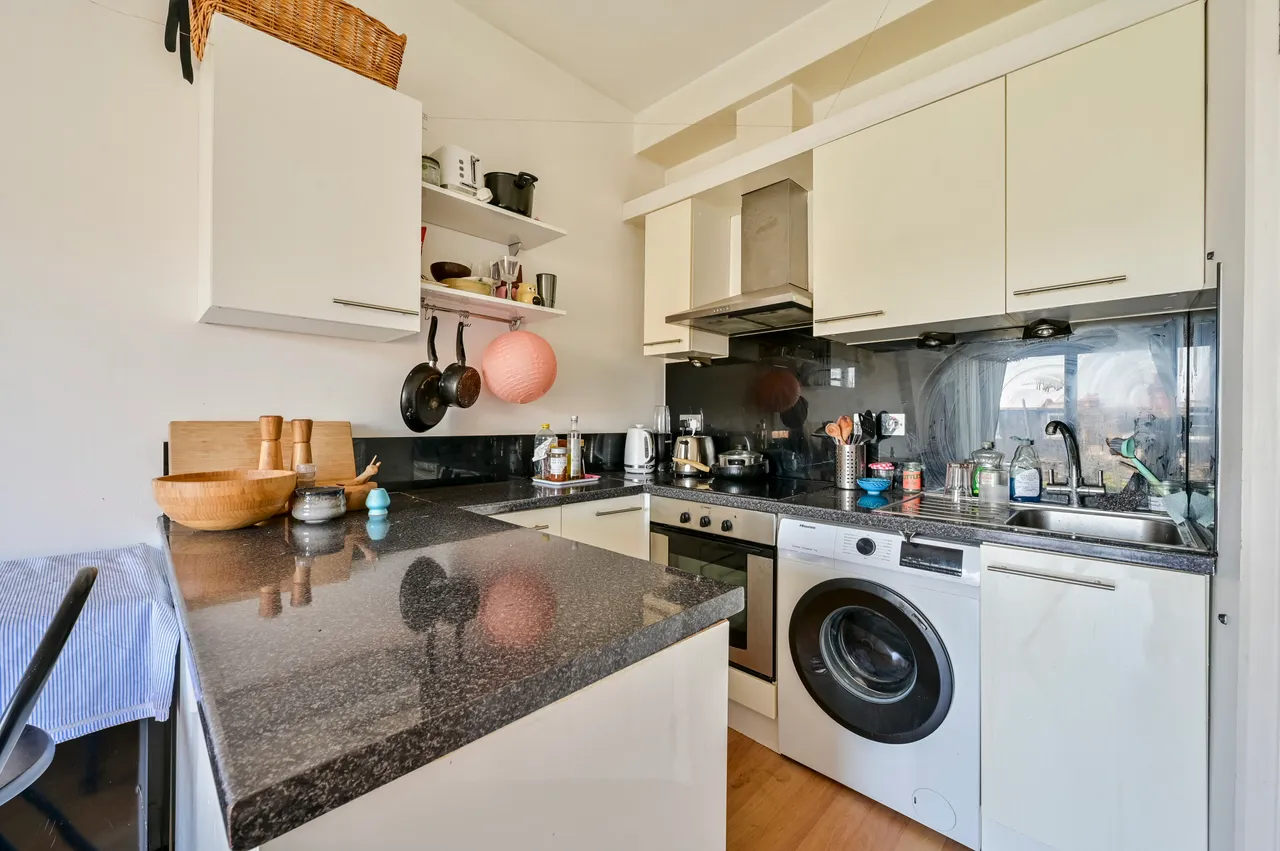 6b Leopold Road, London, photo 8