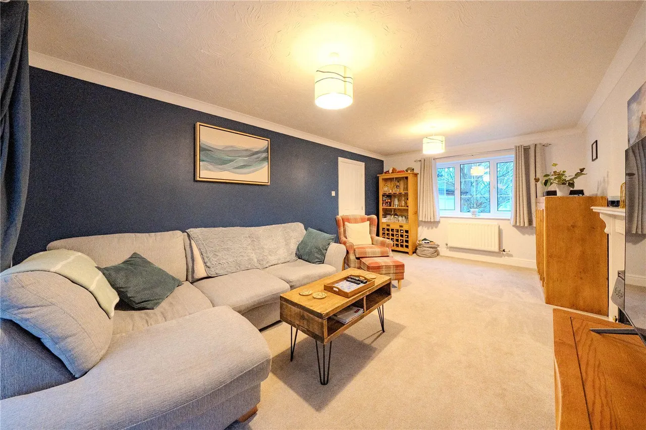 Chestnut Drive, Adel, LS16, photo 4