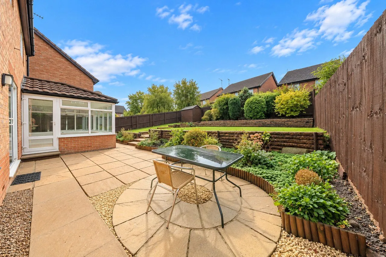 Chestnut Drive, Adel, LS16, photo 9
