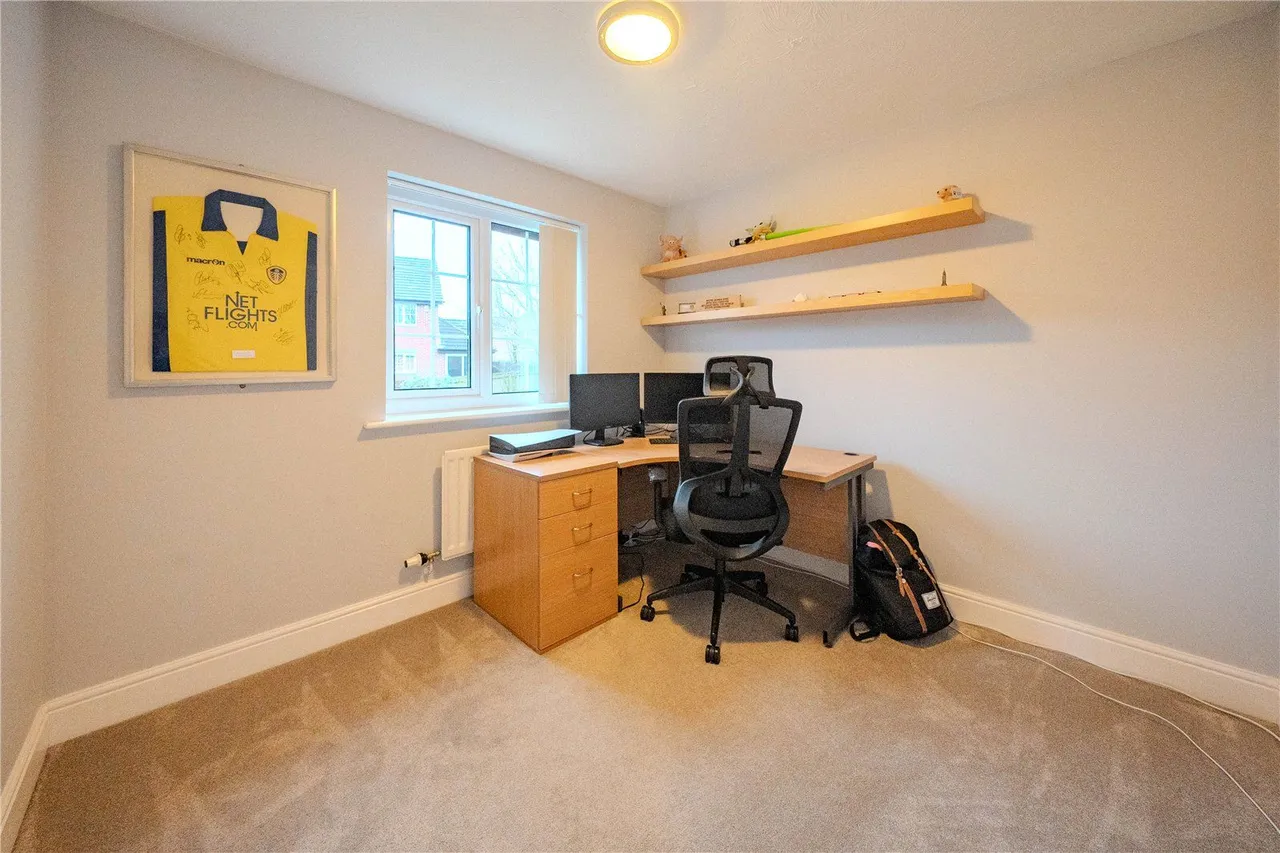 Chestnut Drive, Adel, LS16, photo 11
