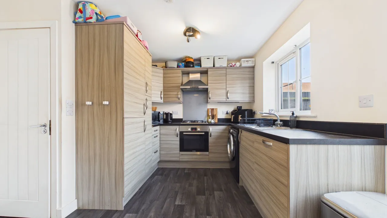 Goldcrest Road, Crowland, PE6, photo 2