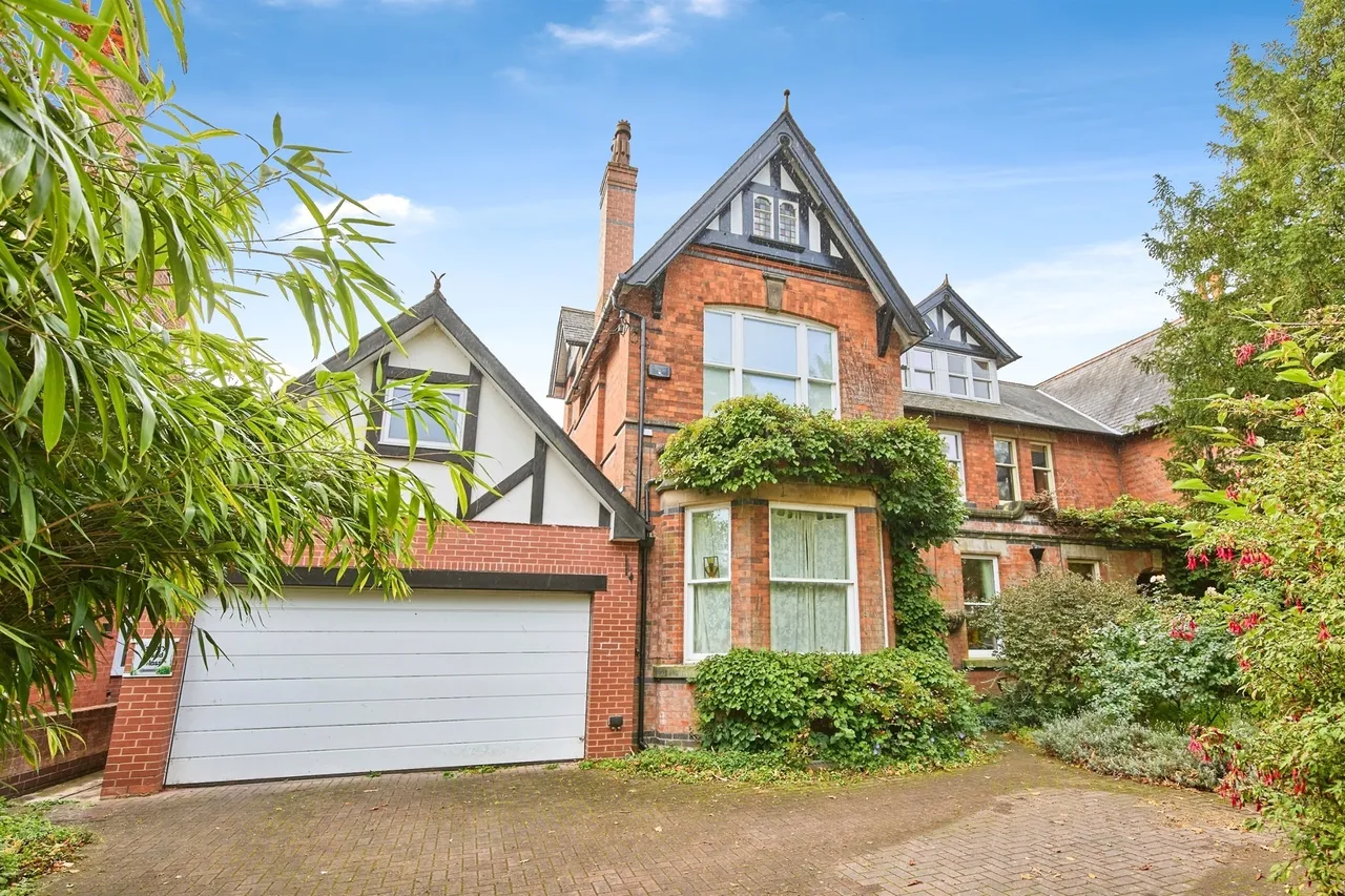 5 bed house for sale, Whitaker Road, Littleover, DE23
