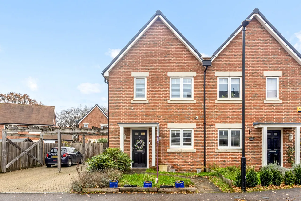 Beacon Crescent, Burgess Hill, RH15, photo 17