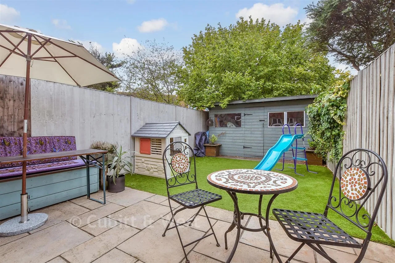 Varley Way, Mitcham, CR4, photo 11