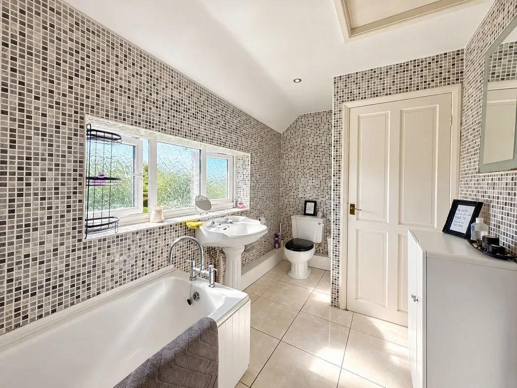 Blithbury Road, Rugeley, WS15, photo 10