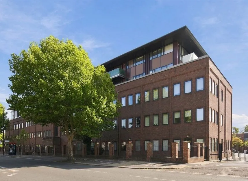 2 bed flat to rent, London Road, Isleworth, TW7