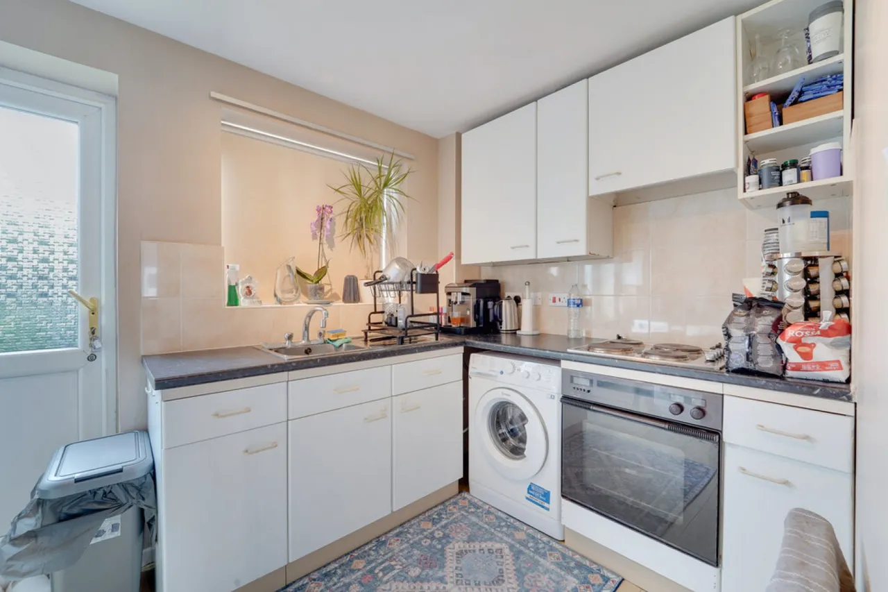 Kinross Drive, Bletchley, photo 7