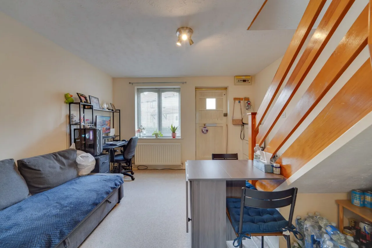 Kinross Drive, Bletchley, photo 4