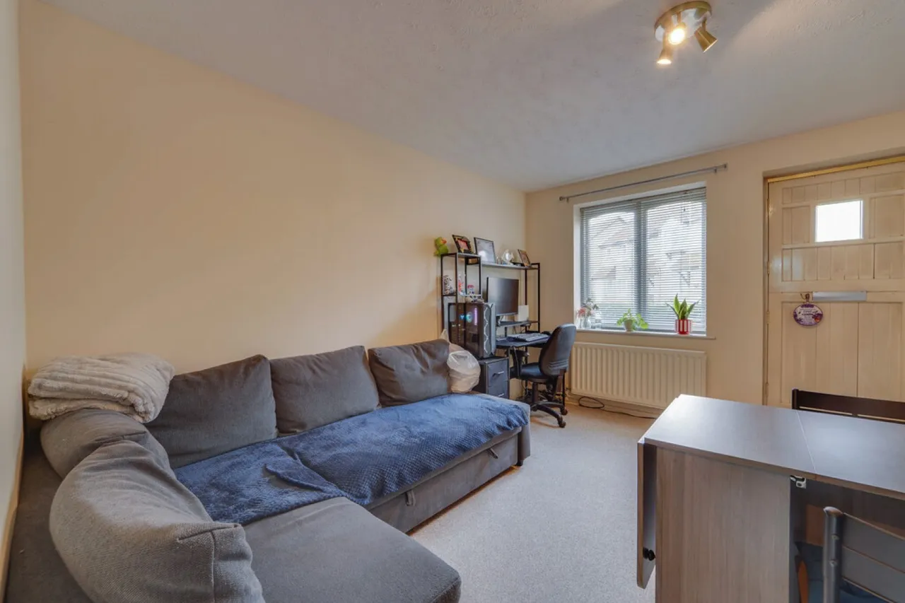 Kinross Drive, Bletchley, photo 5