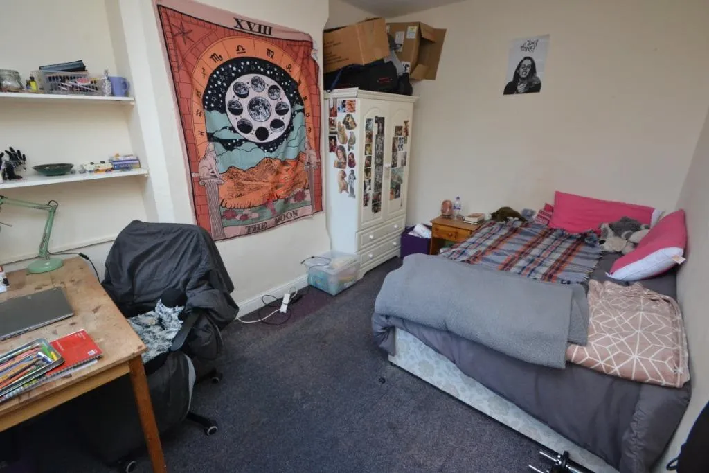 Harrington Drive, Lenton, NG7, photo 5