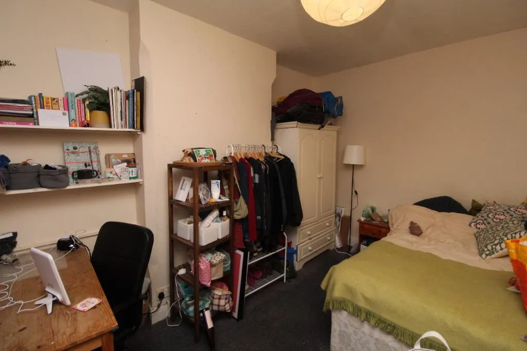 Harrington Drive, Lenton, NG7, photo 7
