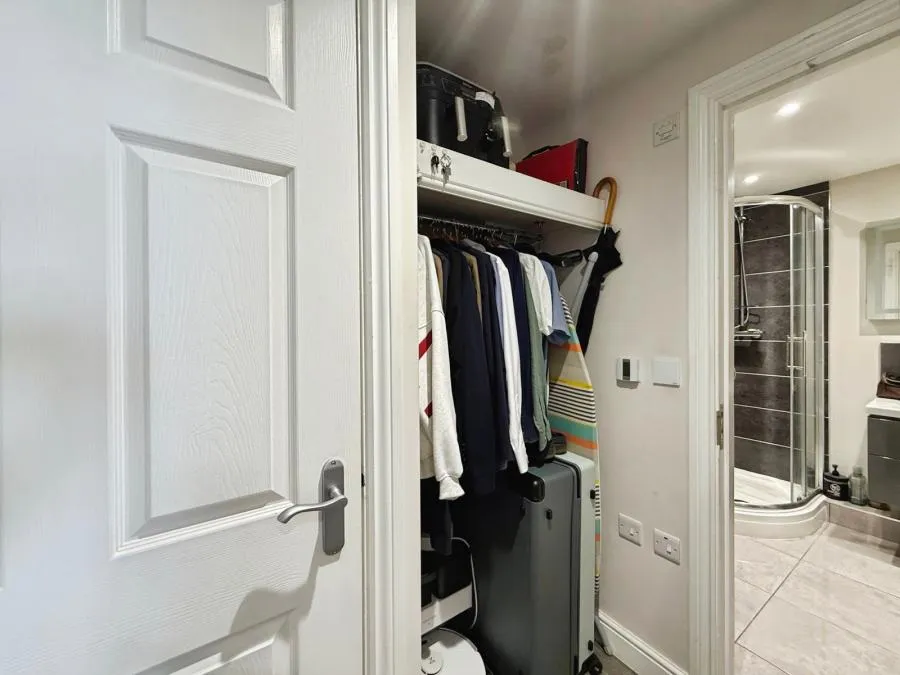 High Street, Crowthorne, RG45, photo 7