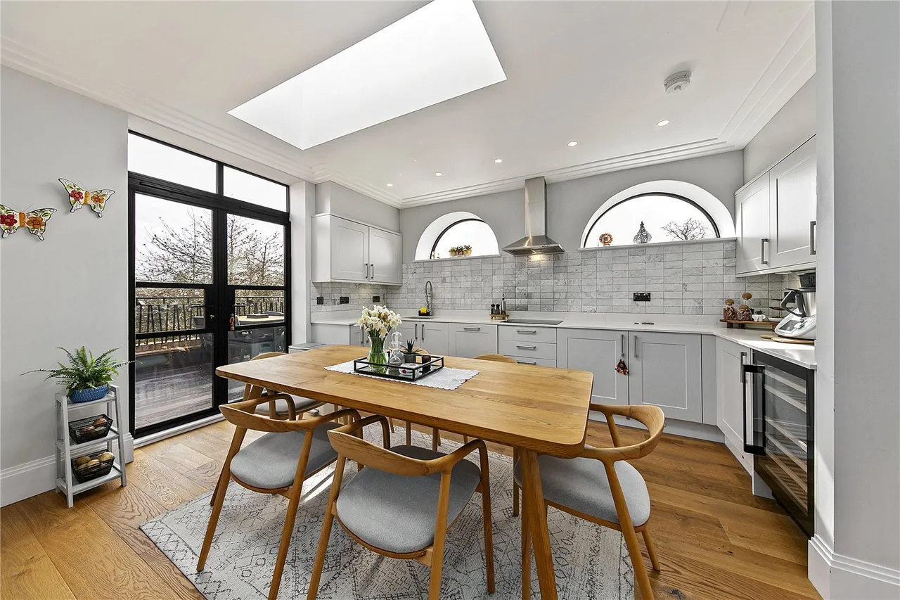 St. James's Road, Hampton Hill, TW12, photo 10