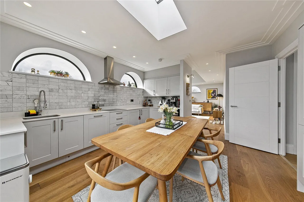 St. James's Road, Hampton Hill, TW12, photo 6