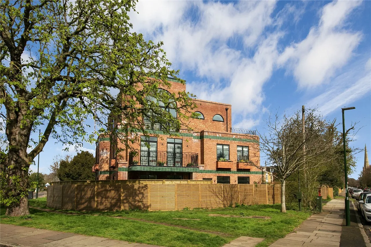 St. James's Road, Hampton Hill, TW12, photo 4