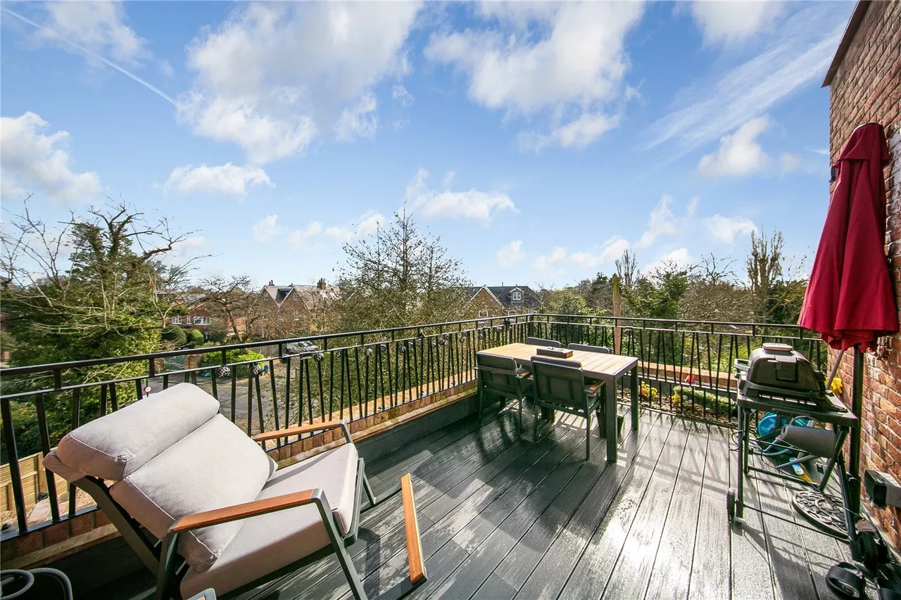 St. James's Road, Hampton Hill, TW12, photo 5