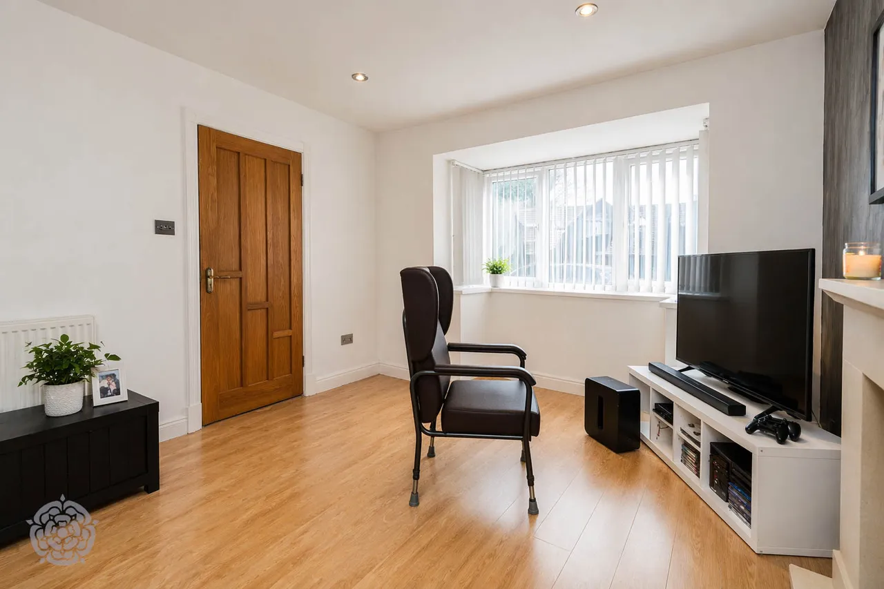 Burrs Close, Bury, BL8 1JU, photo 12