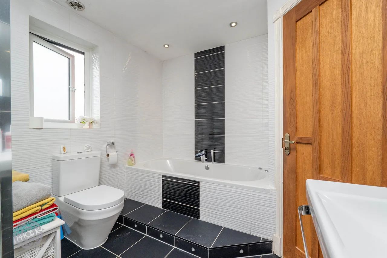 Burrs Close, Bury, BL8 1JU, photo 21