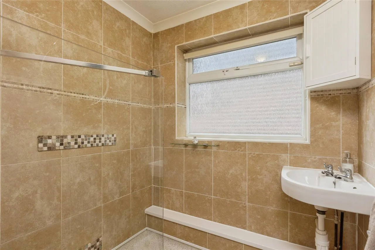 Festival Avenue, Longfield, DA3, photo 14