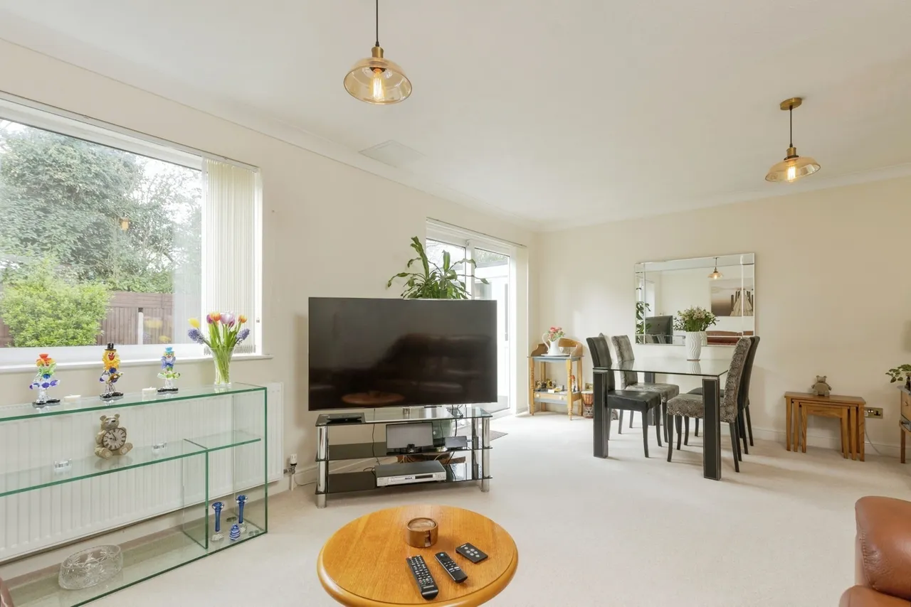 Festival Avenue, Longfield, DA3, photo 25