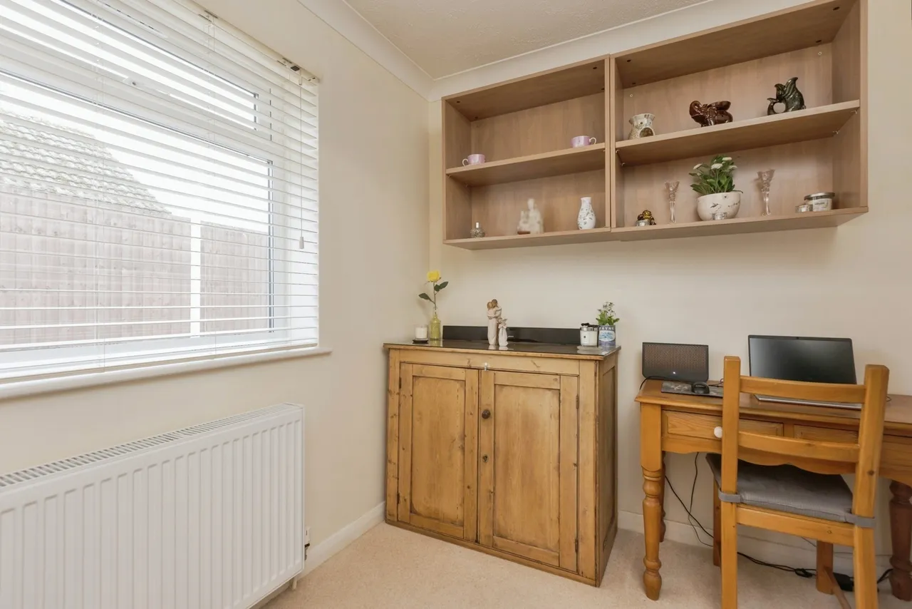 Festival Avenue, Longfield, DA3, photo 12