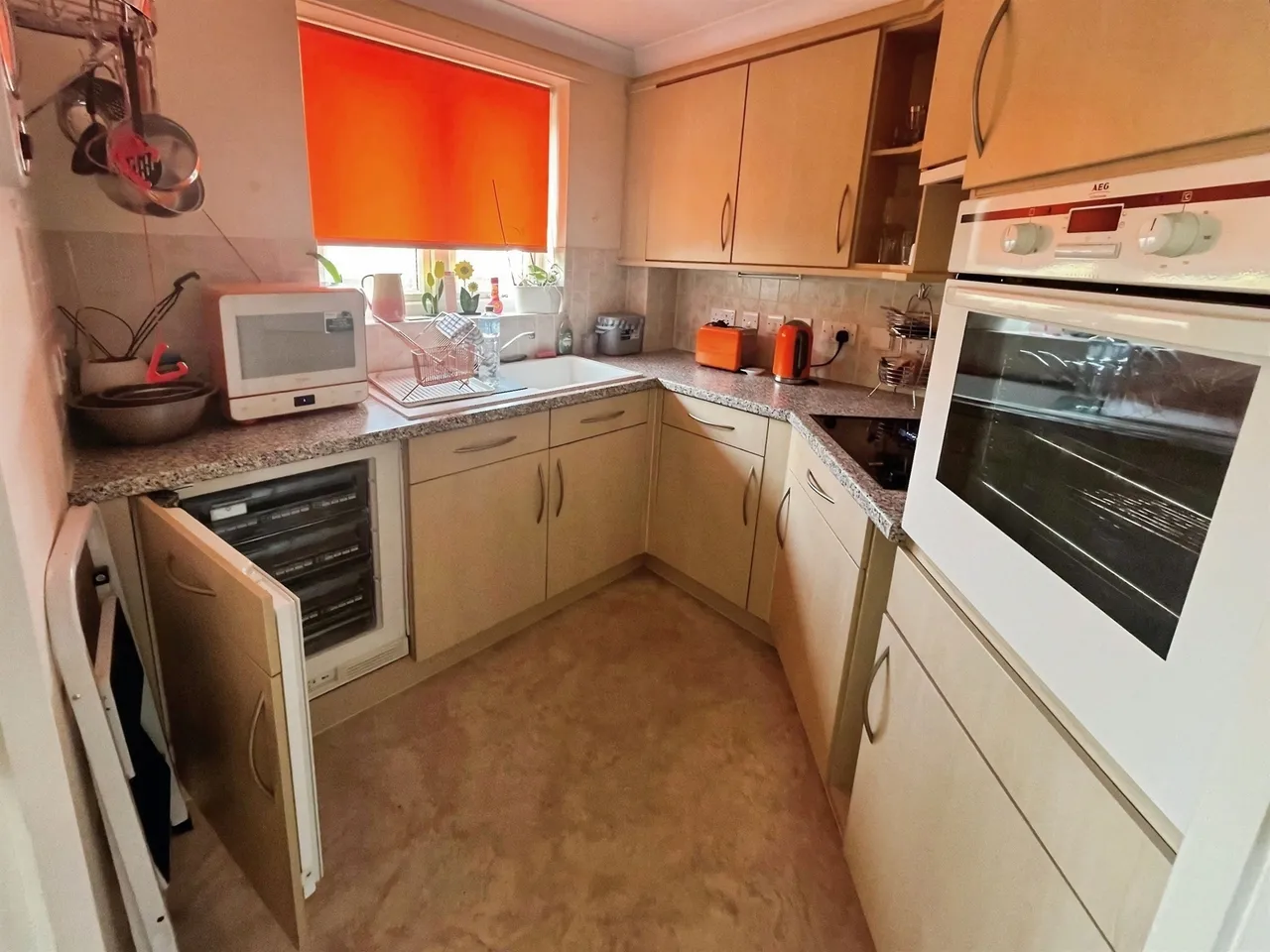 Hammond Close, Highworth, Swindon, photo 4