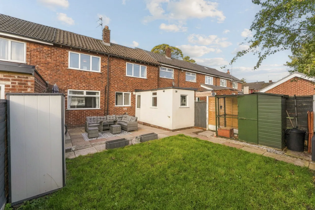 Dunster Road, Macclesfield, photo 24