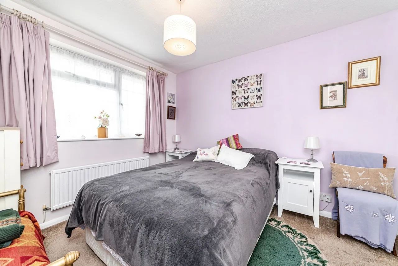 Forest Drive, Chineham, RG24, photo 9