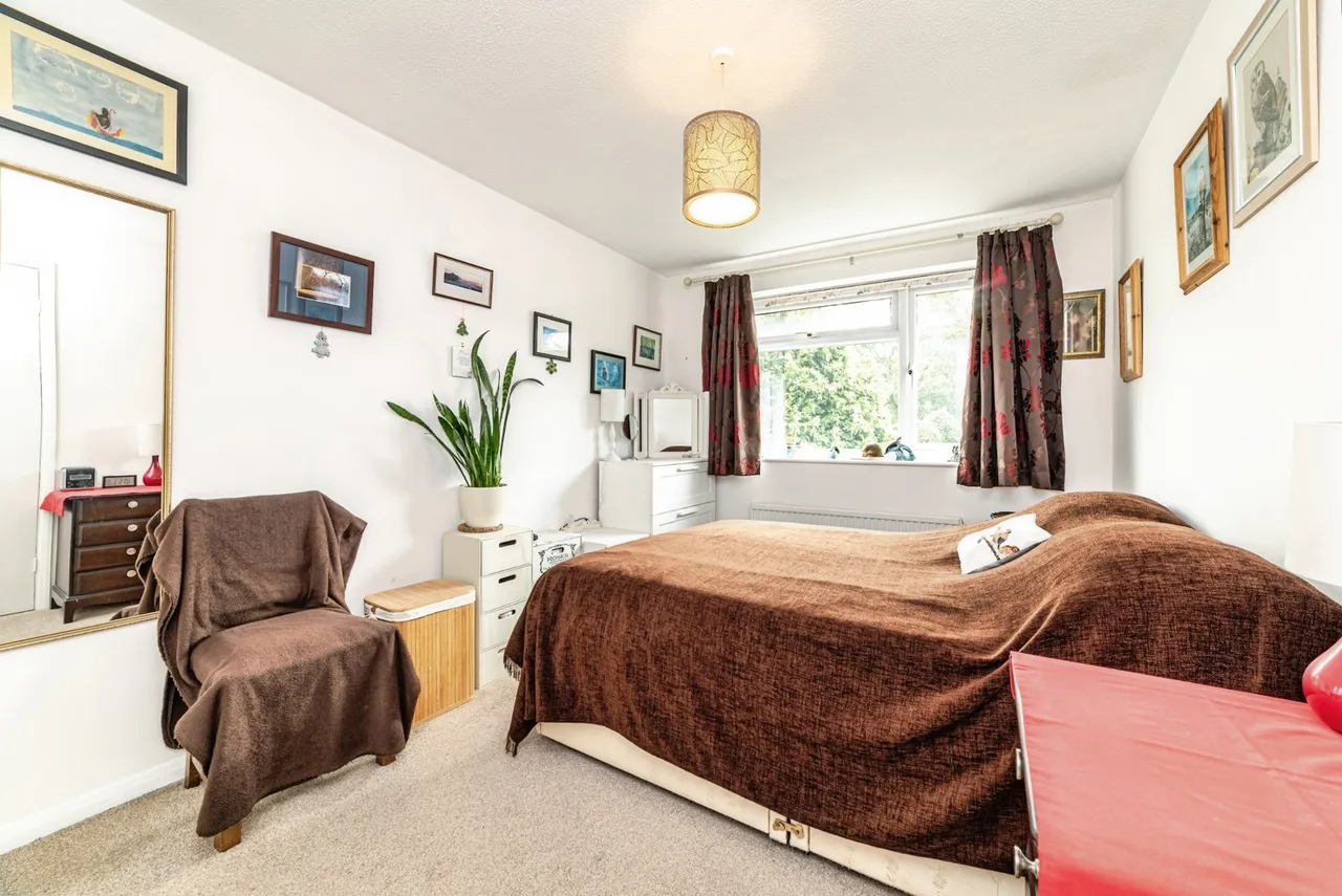 Forest Drive, Chineham, RG24, photo 11