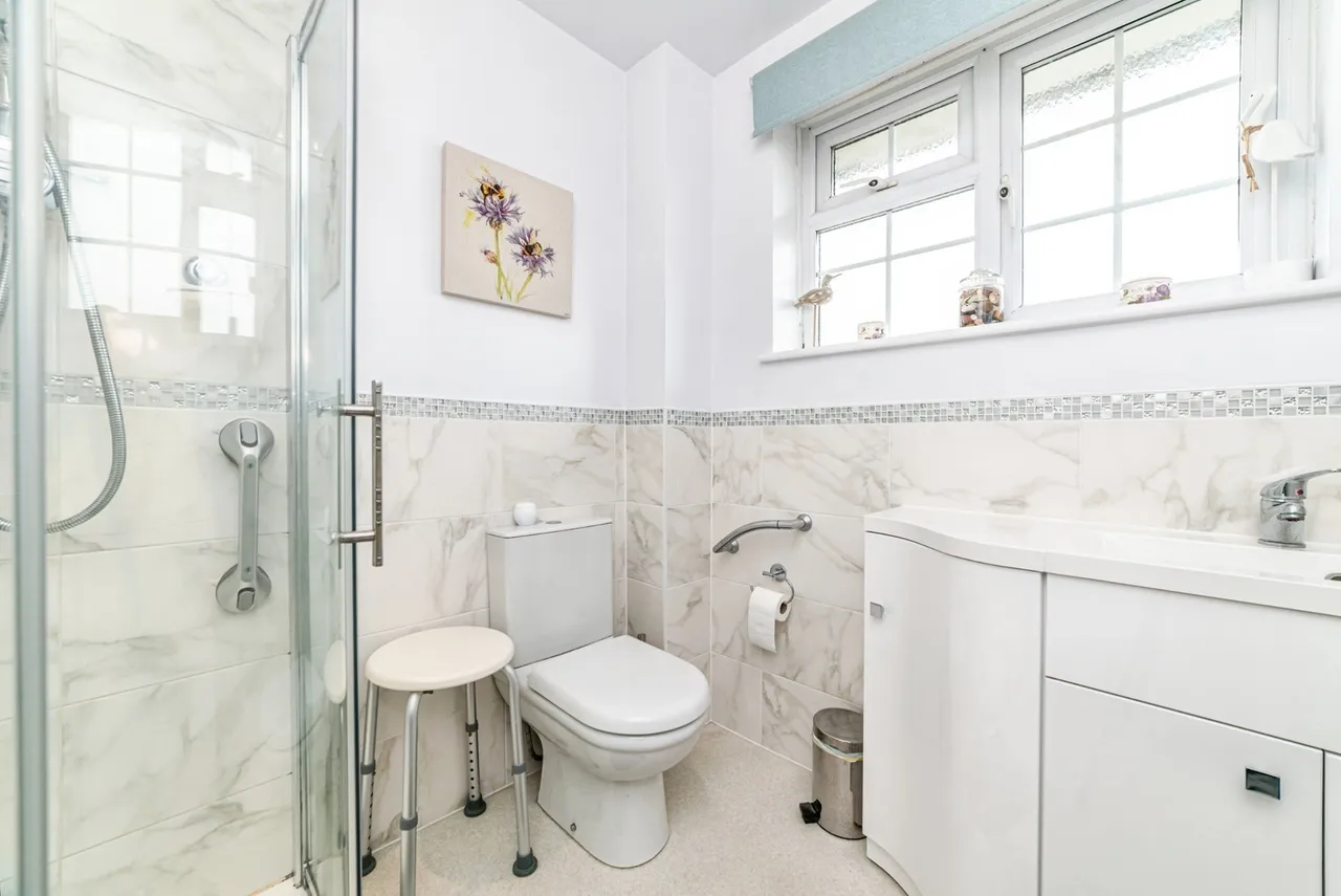 Forest Drive, Chineham, RG24, photo 14