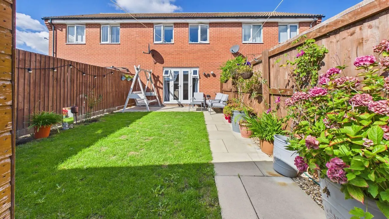 Taunton Road, Bourne, photo 26