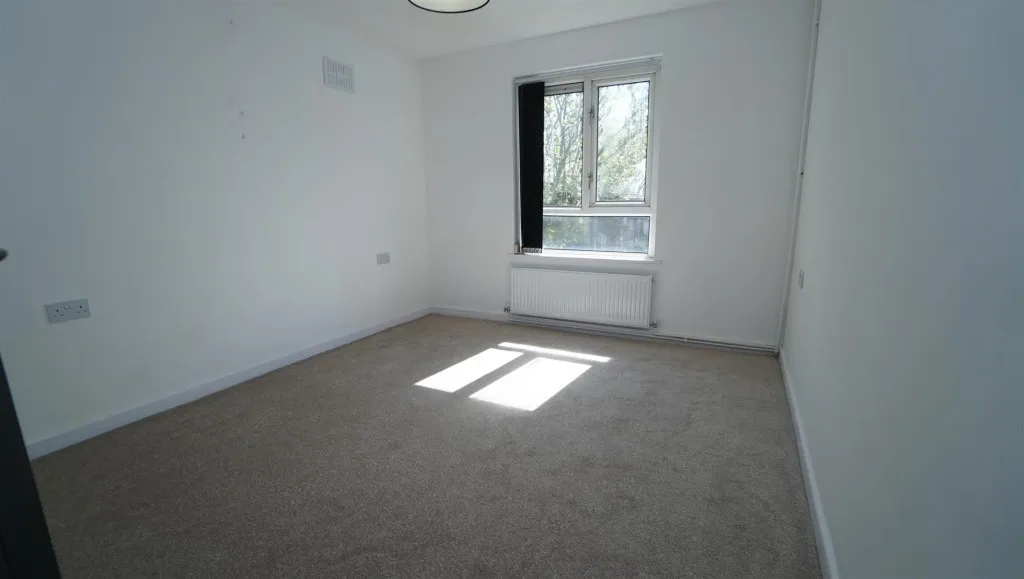 Welham Walk, Bradford, photo 8