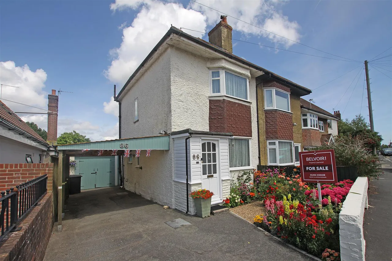 2 bed house for sale — Kingswell Road, Bournemouth