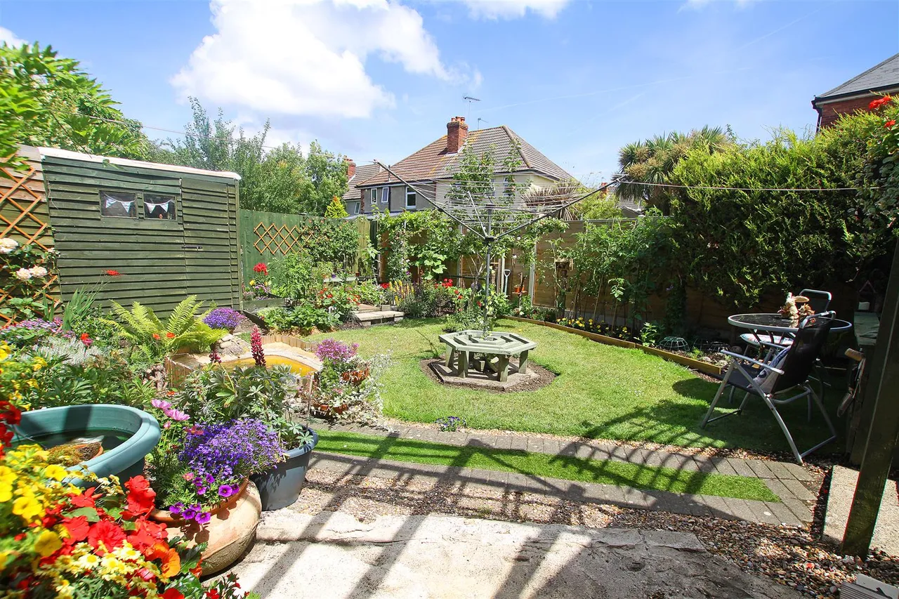 Kingswell Road, Bournemouth, photo 9