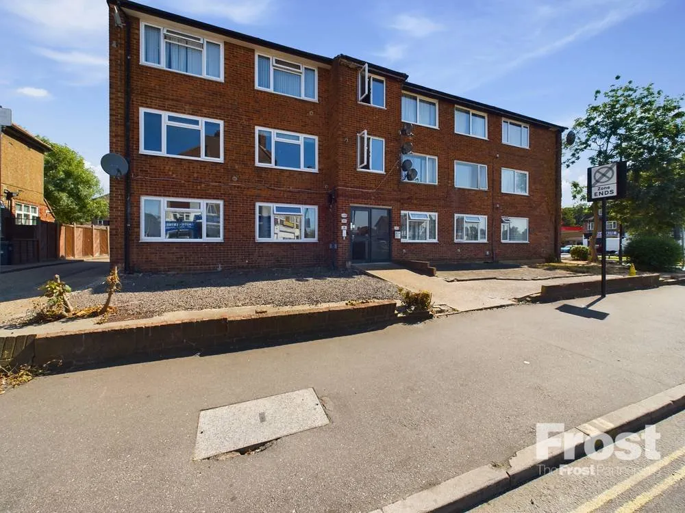 2 bed staines road, feltham, middlesex,tw14 for sale, Feltham, Middlesex