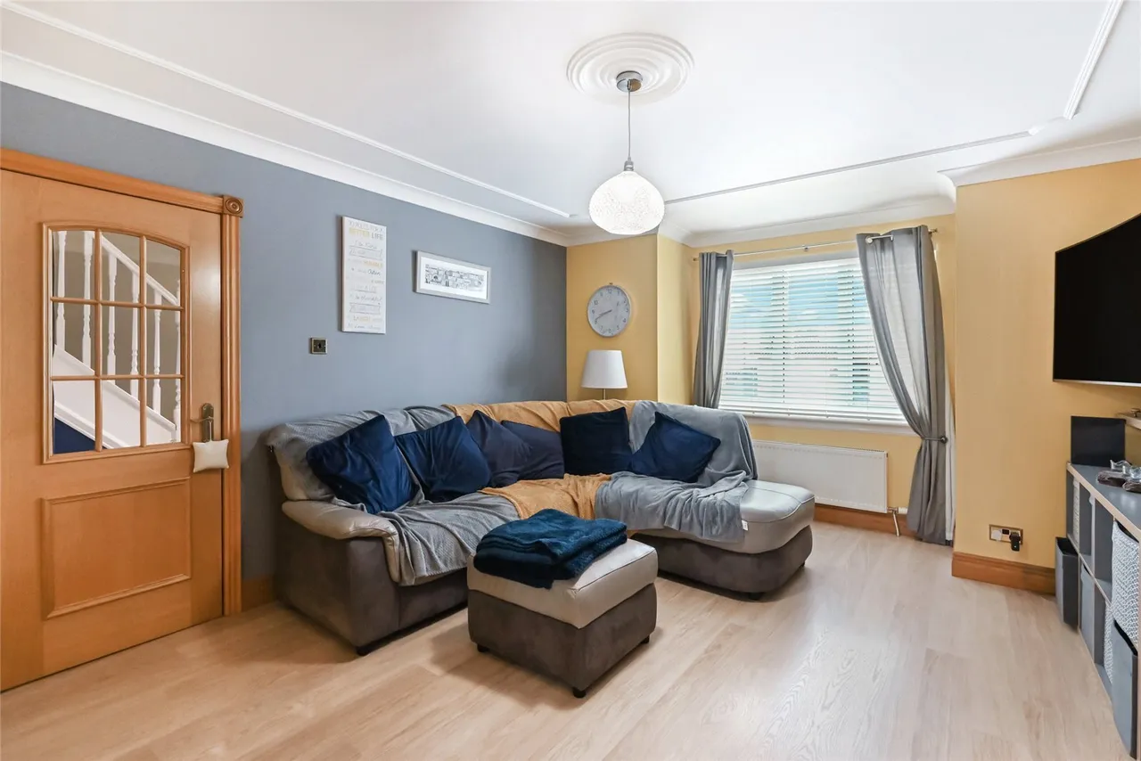Docherty Gardens, Glenrothes, Fife, KY7, photo 3