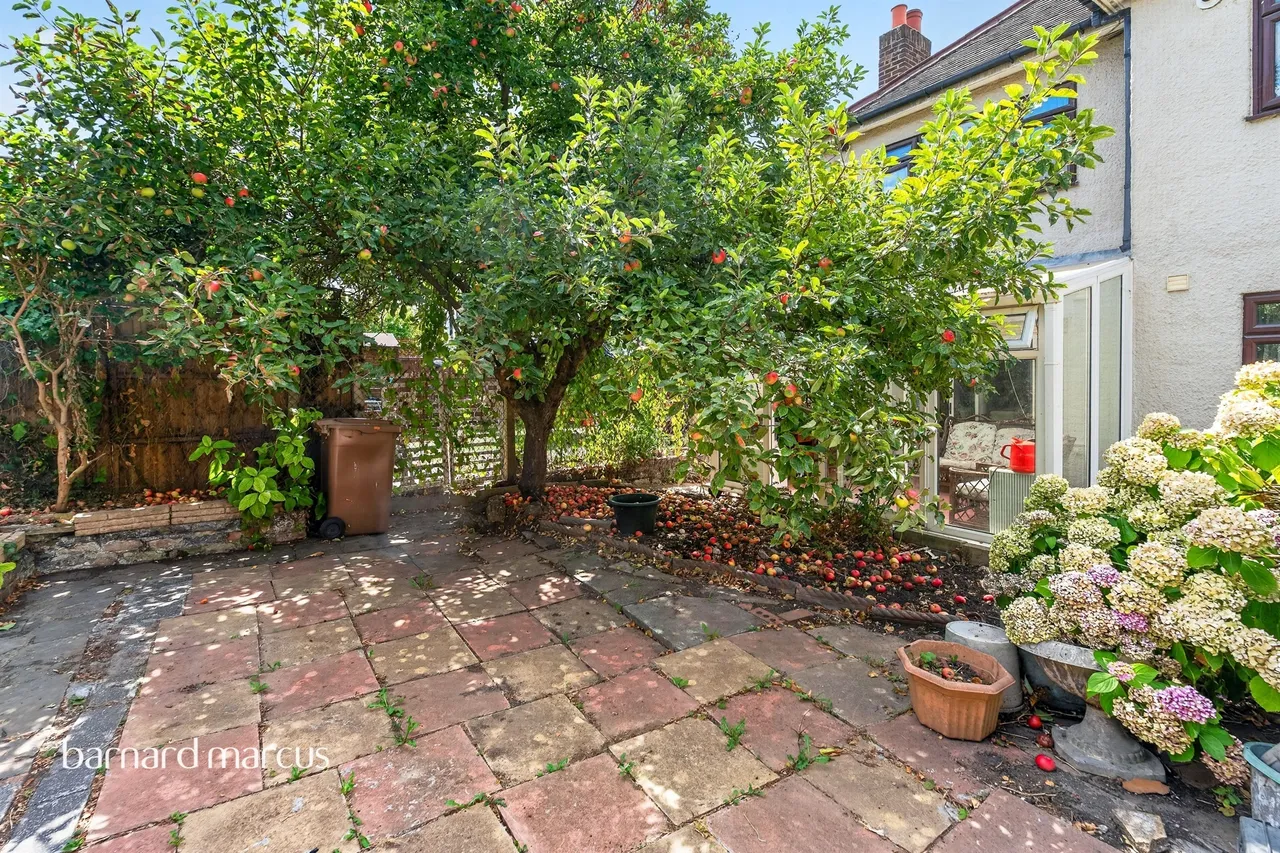 3 bed house for sale, Barforth Road, London, SE15