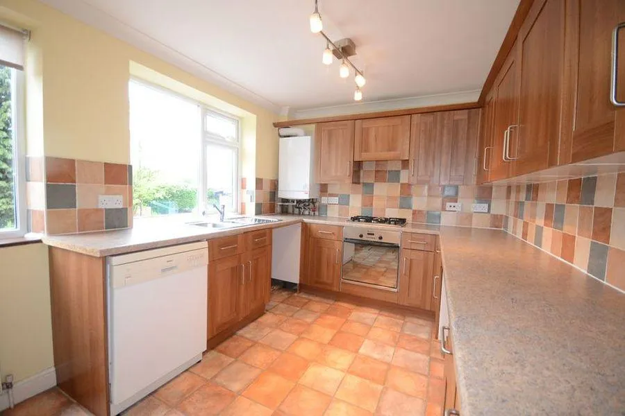 Dedworth Road, Windsor, SL4, photo 2