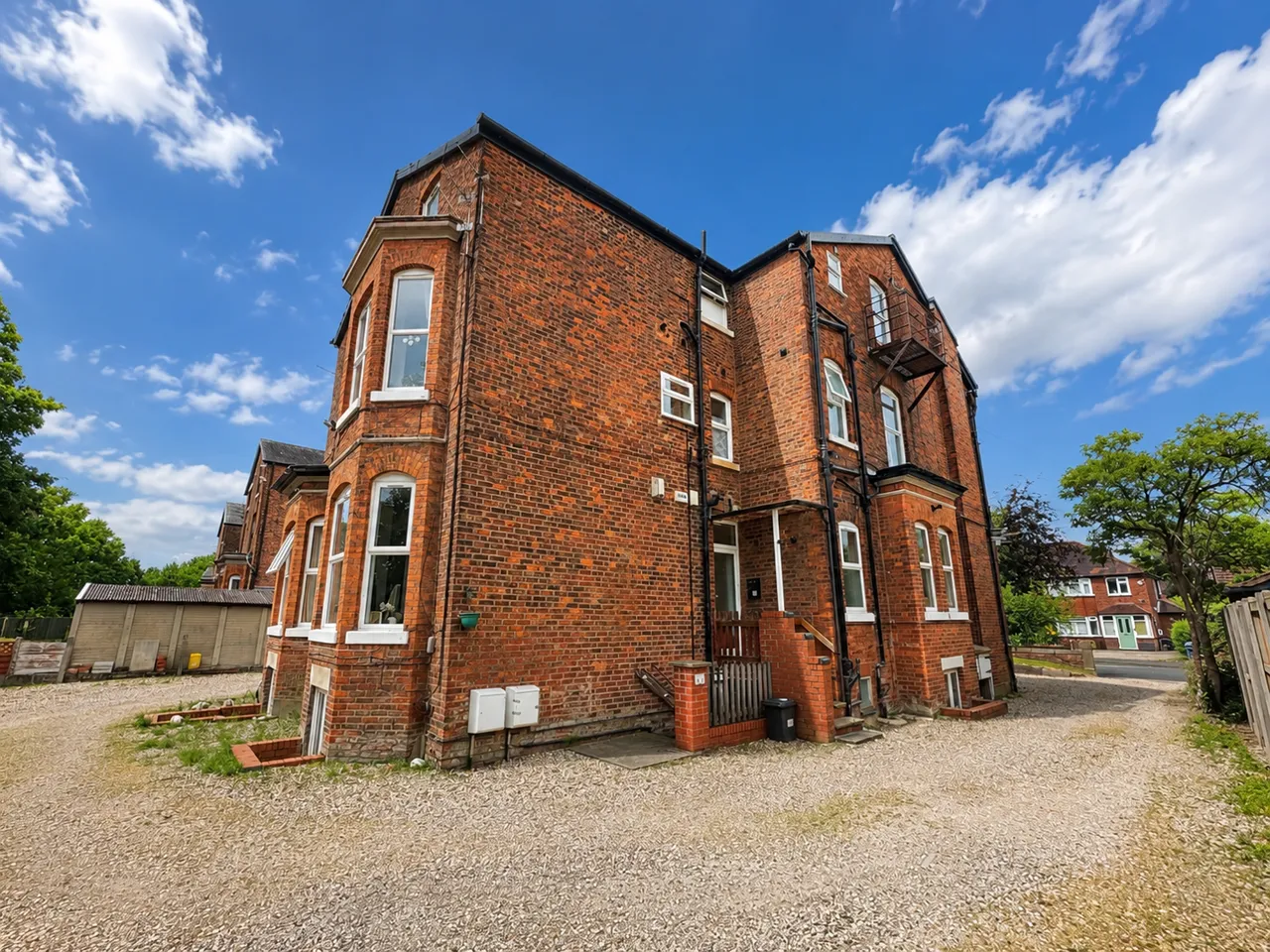 Alexandra Road, Sale, M33, photo 2