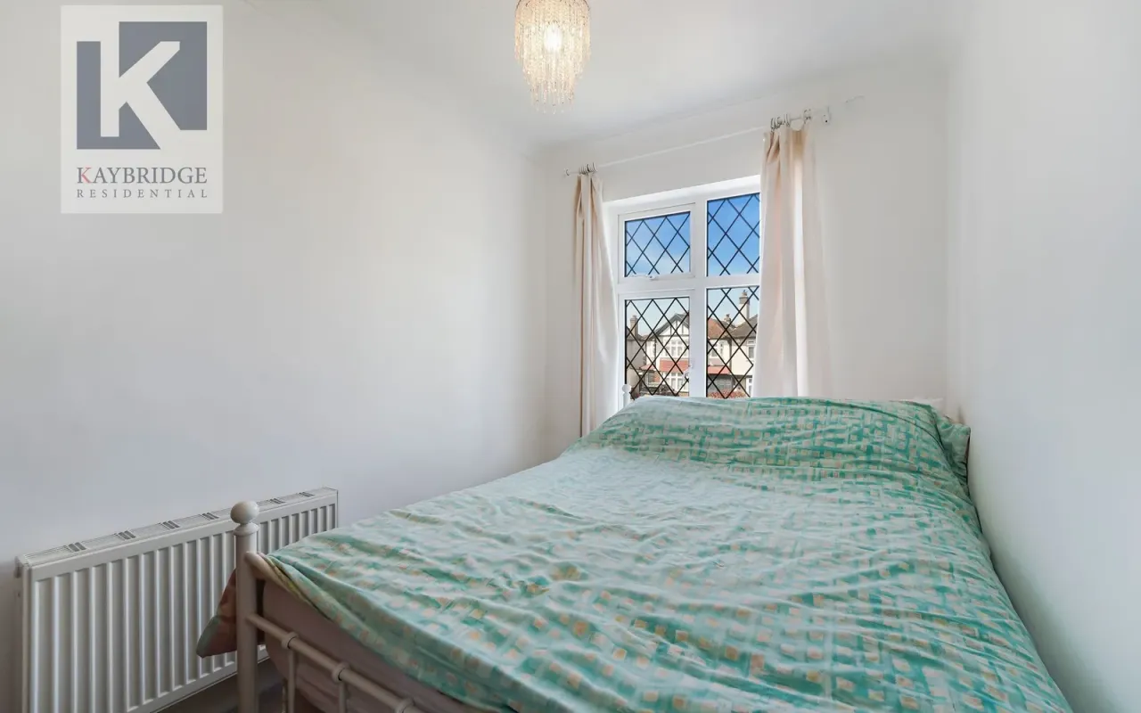 Bradstock Road, Epsom, KT17, photo 14