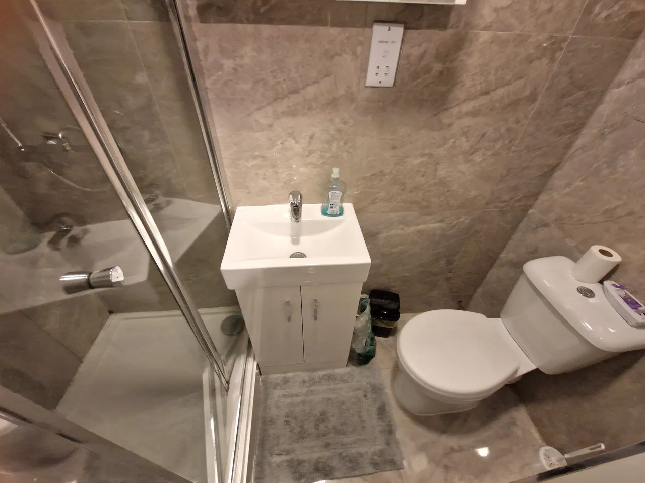St. Edwards Road, B29, photo 3