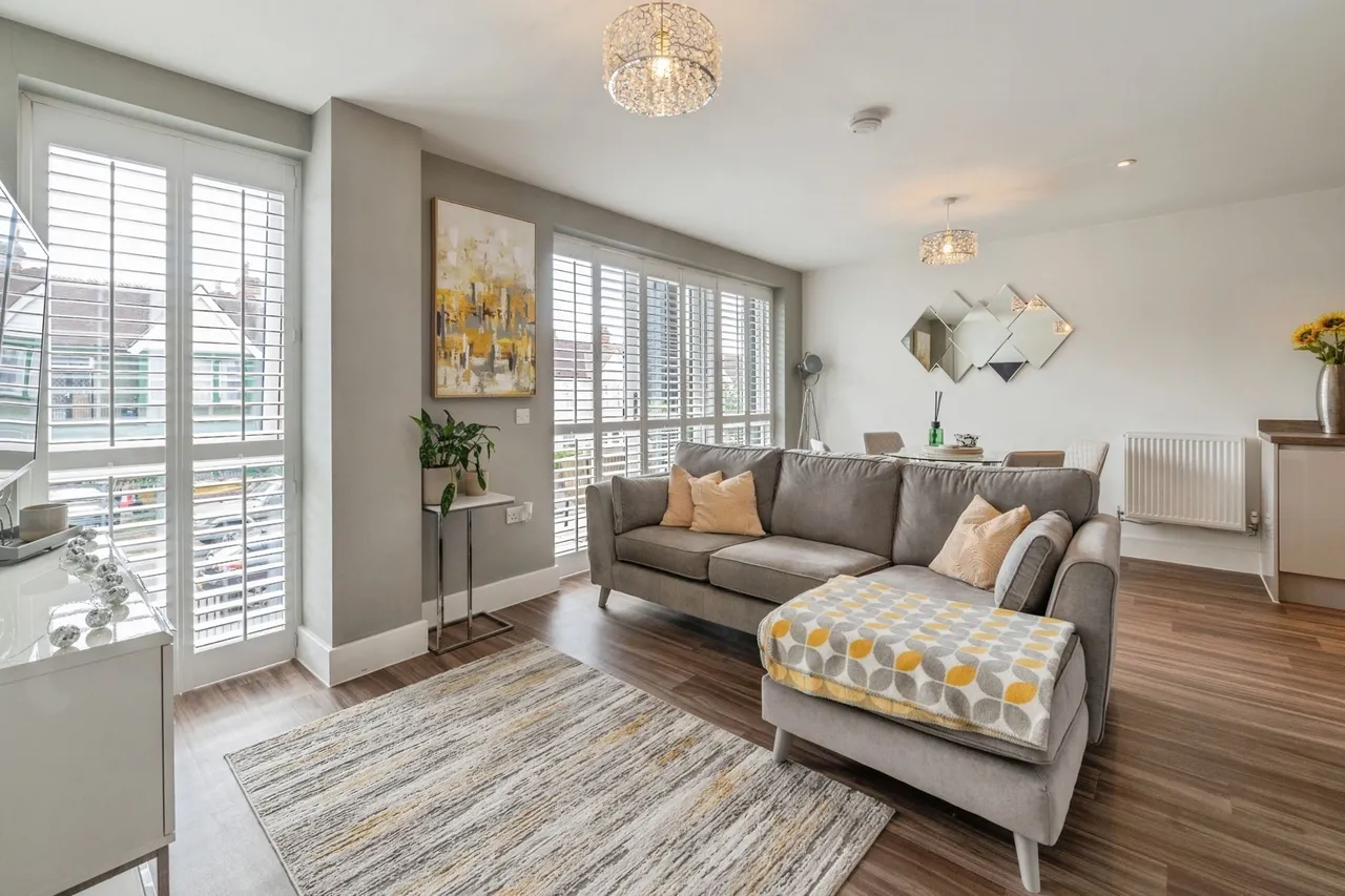 Grosvenor Road, Westcliff-on-Sea, Essex, SS0, photo 2